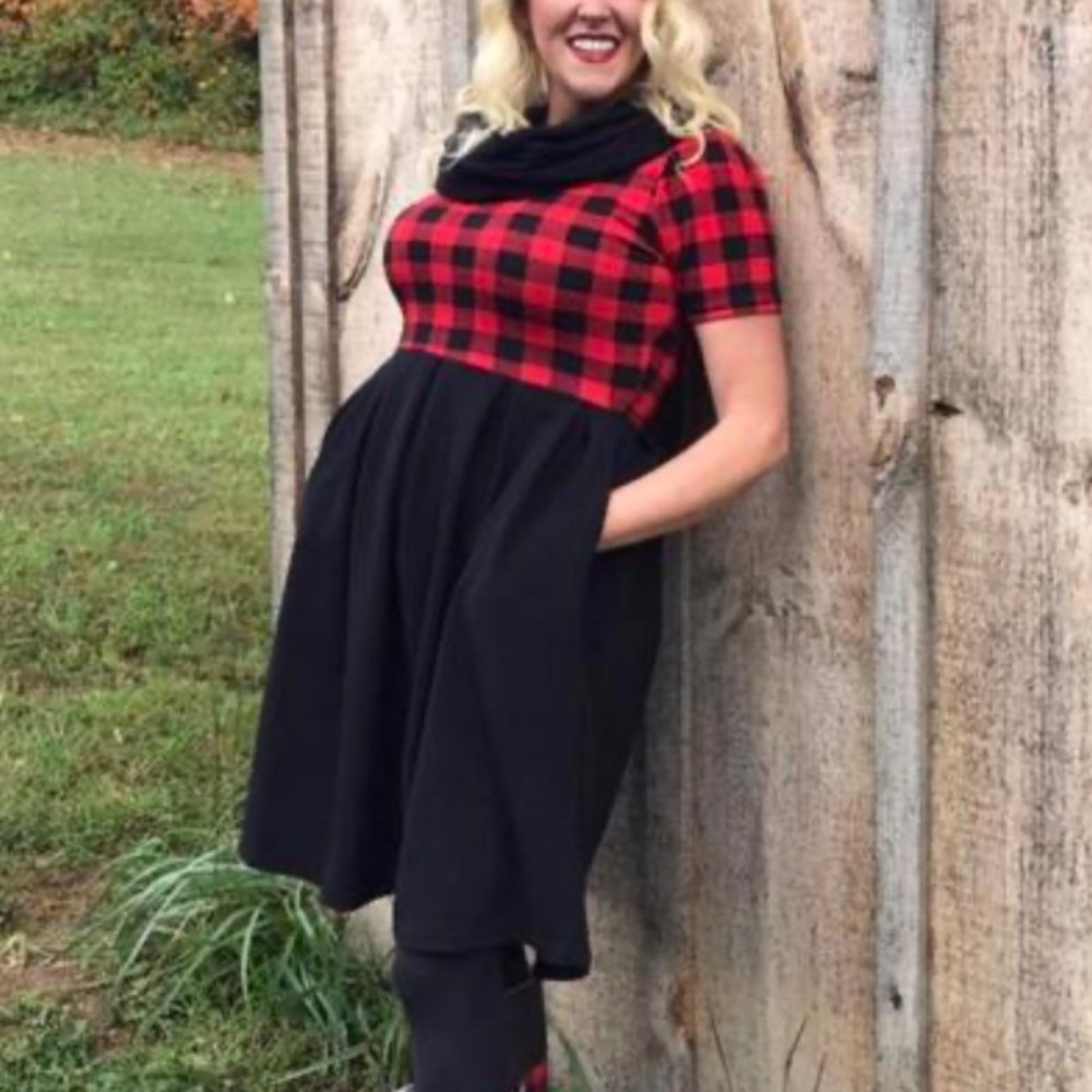 BOGO Retro LulaRoe Amelia swing dress • pockets• Dip• buffalo plaid• HTF• Rare•